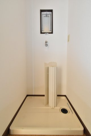 セフィラ２１のその他|室内洗濯機置き場