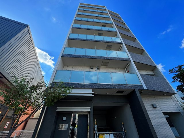 【外観】 | MAXIV一之江 | ◆その邸が魅せる、気品・上質・重厚感・極細やかさ、そのすべては訪れた者に安らぎと品性を与える特別な空間です。ここに住むからこそ意味がある。すべての（始まり）をここから迎えます。