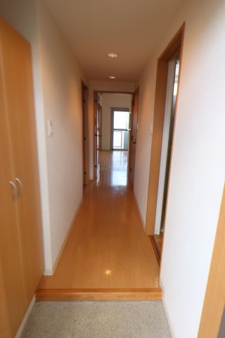 バレル鷺沼の玄関