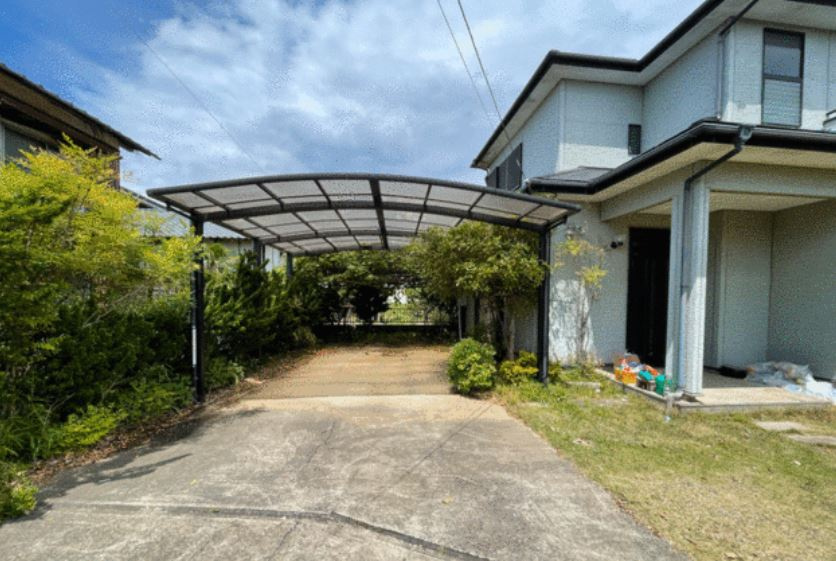 茨城県取手市浜田戸建の駐車場