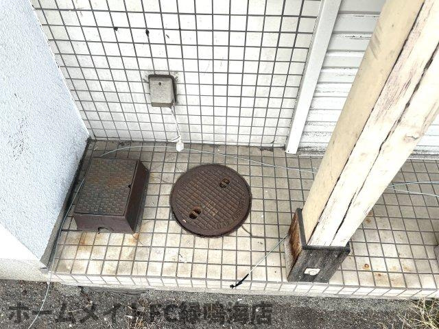 湯浅住居付店舗のエントランス