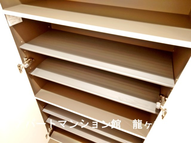 シェノンⅣの収納