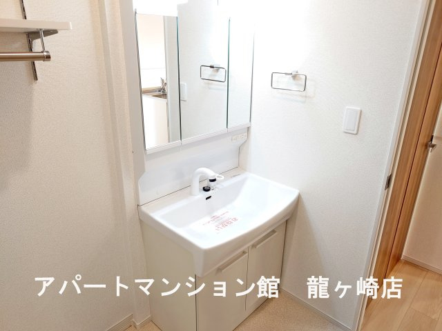 シェノンⅣの独立洗面台