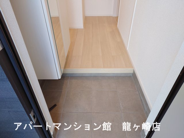 シェノンⅣの玄関