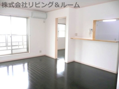 【居間・リビング】 | グランピアコーポ・Ⅰ棟