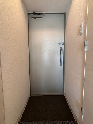 【参考資料】別階、別号室、室内参考写真。※販売物件は賃貸中の為、室内確認はできません。