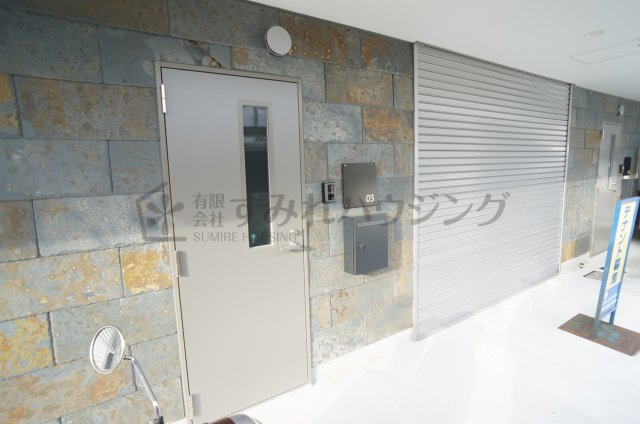 KOYA-BASEのエントランス