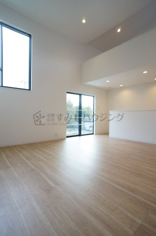 KOYA-BASEの居間・リビング