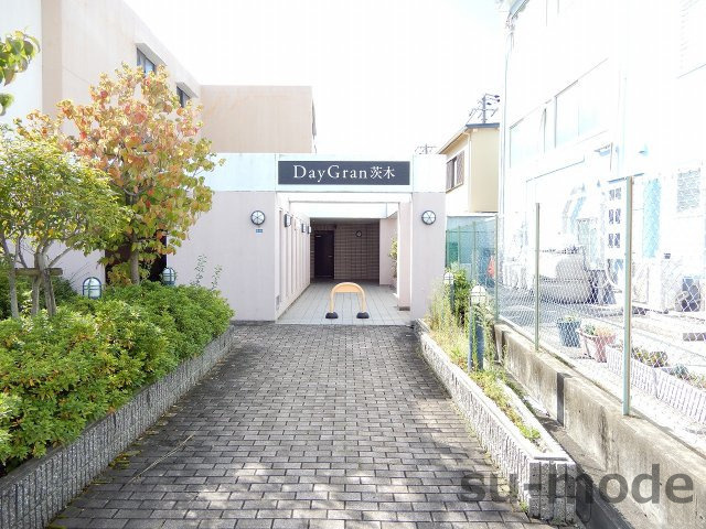 デイグラン茨木のエントランス