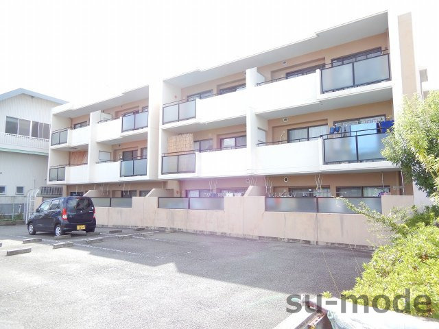 デイグラン茨木の外観