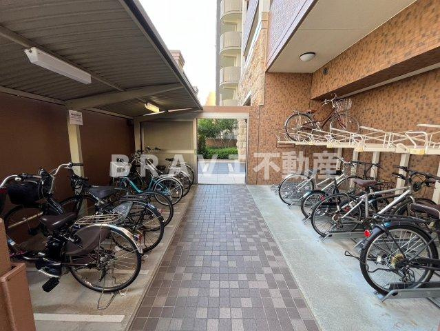 プレサンス大阪城公園パークプレイスのその他共用部分|【プレサンス大阪城公園パークプレイス】駐輪場です