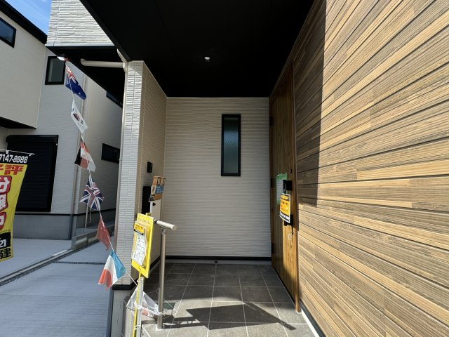 柏市あけぼの２丁目新築戸建【柏第一小学校：6分】のエントランス|エントランス・玄関ポーチ