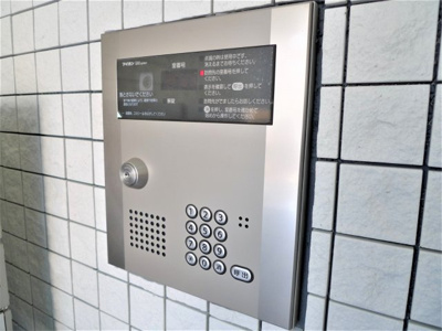 【エントランス】 | キューブ・エス | オートロック完備で女性も安心ですね