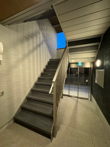 D-ROOM尾崎丁のロビー