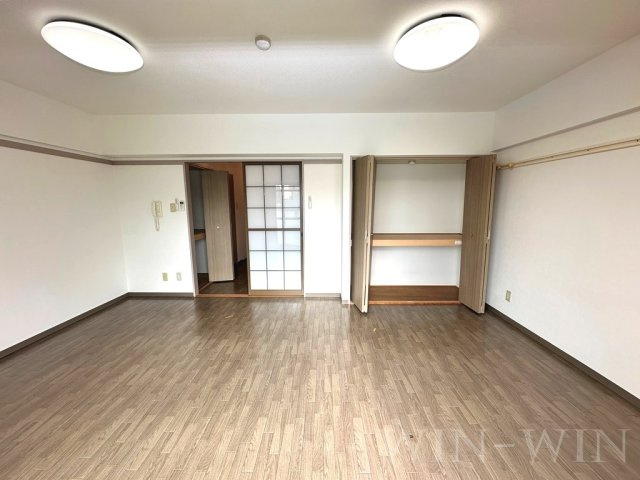 メゾン福谷 Ⅲの居間・リビング