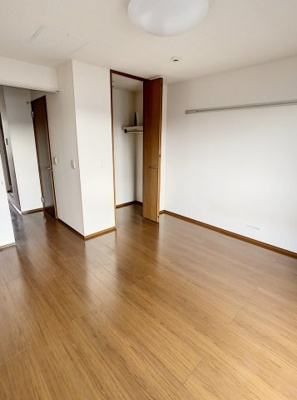 【内装】 | カンティレバー