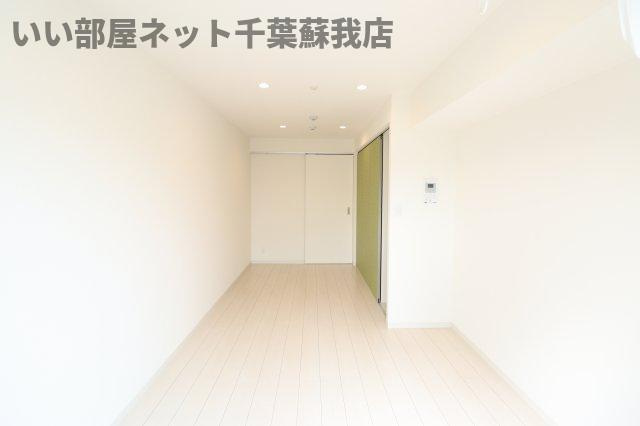 リブリ・パドルの居間・リビング|1人暮らしにちょうど良い8.1帖のお部屋♪
