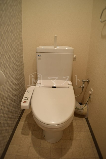 アスリート御堂筋本町のトイレ|ウォシュレット付