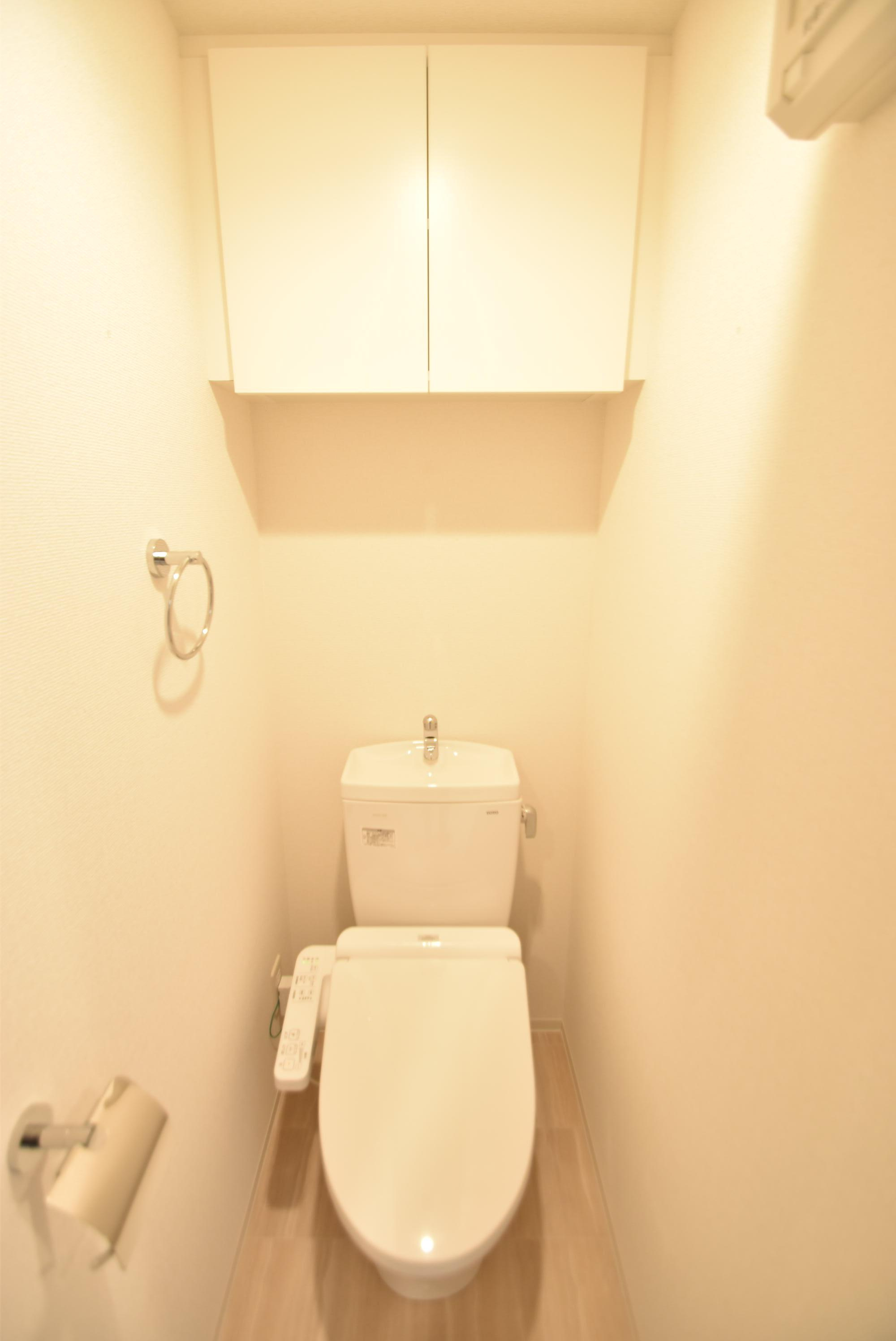 大阪市城東区蒲生１丁目の賃貸マンションのトイレ