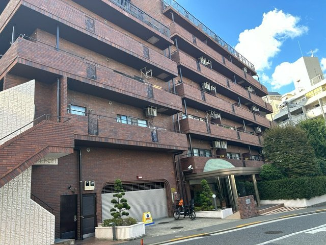 クレール駒込の外観