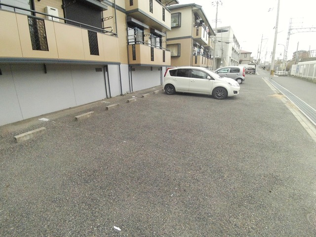 メイプルハイツⅡの駐車場