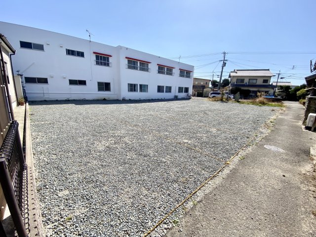 ビアンコ内原の駐車場