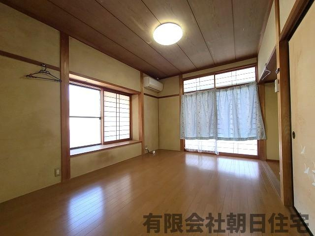 【洋室】 | 上乃木2丁目中古戸建 | ゆったりした洋室です
