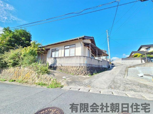 【前面道路含む現地写真】 | 上乃木2丁目中古戸建 | 外観です