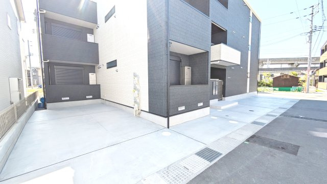 【駐車場】 | Feliz Courtりんくう