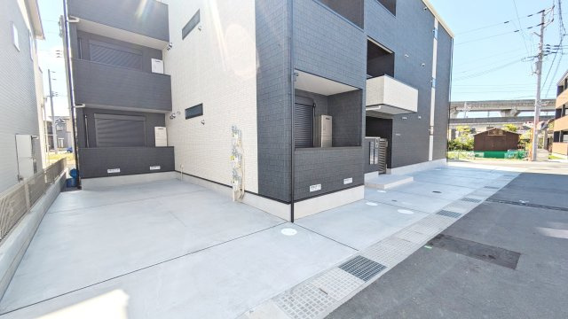 【駐車場】 | Feliz Courtりんくう