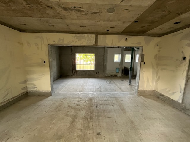 三田橋ポケットの玄関