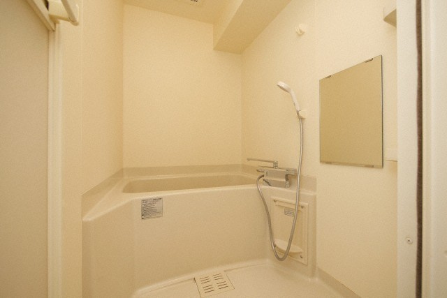 UresidenceUESHIOの浴室