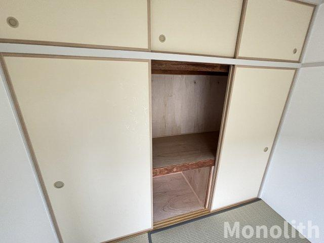 鶴山台25号棟の収納