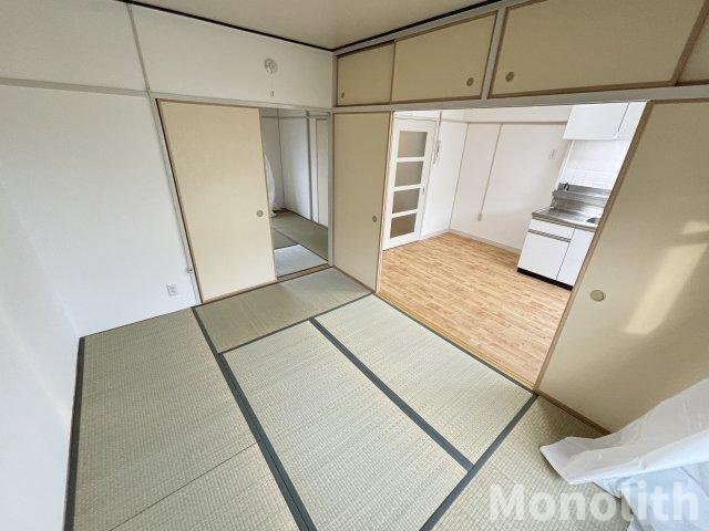 鶴山台25号棟の内装