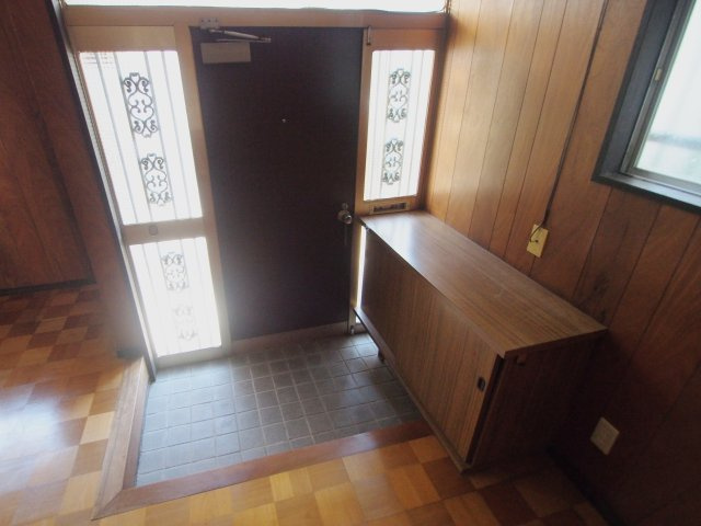 浦田貸家の玄関