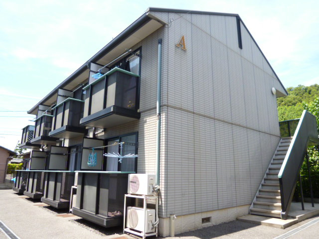 倉敷市連島町西之浦のアパートの外観