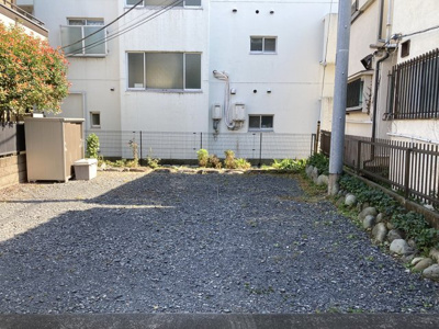 【駐車場】 | ランブイエ | 駐車場（25,000円/月）