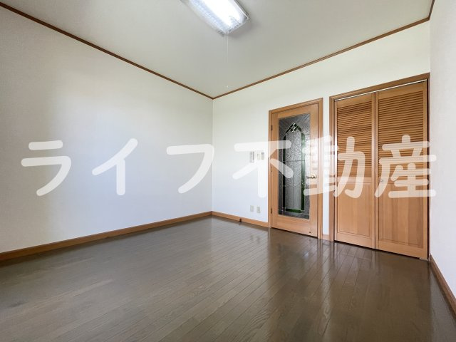 ニシシンヴィレッジの居間・リビング|使いやすい居間です