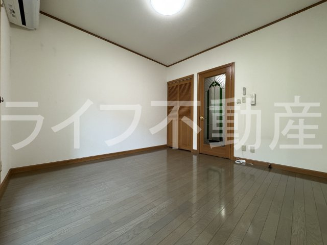 ニシシンヴィレッジの居間・リビング|こちらの居間で趣味の時間をお楽しみください