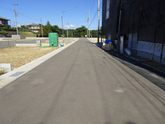 【前面道路含む現地写真】 | 川西市清和台東2丁目4の5　5号地　新築一戸建て