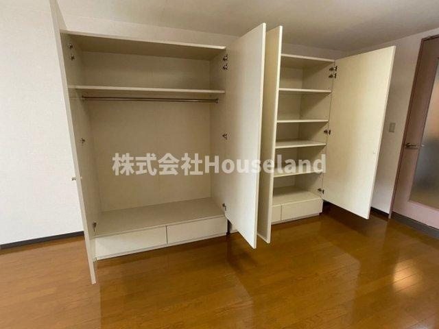 RISE COURT BWの収納