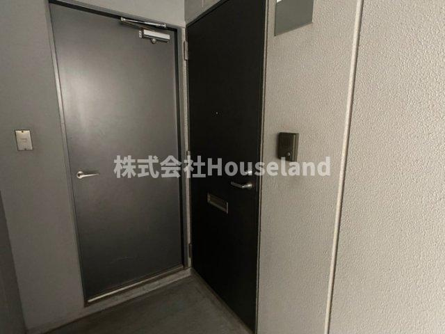 RISE COURT BWのエントランス