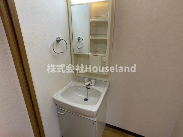 RISE COURT BWの洗面所