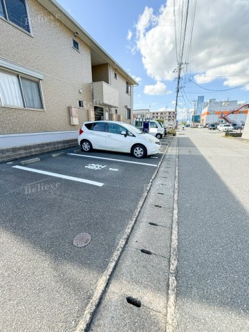 ボスコルーチェの駐車場|駐車スペースもあります☆