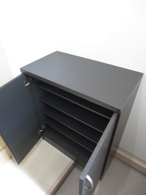 ペルル寺門の設備|シューズBOX