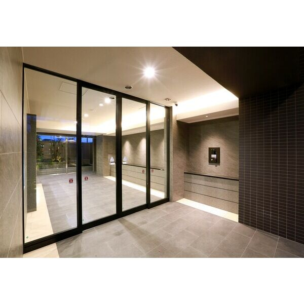 エステムコート名古屋黒川シャルマンのエントランス|エントランスです