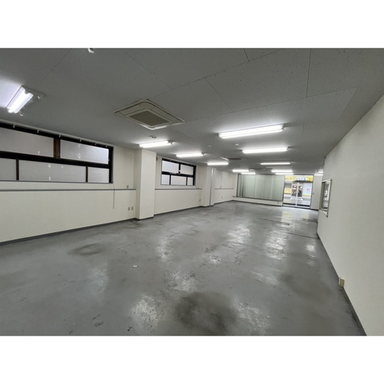 【居間・リビング】 | リエス湘南戸塚 | ゆったりとした居間です