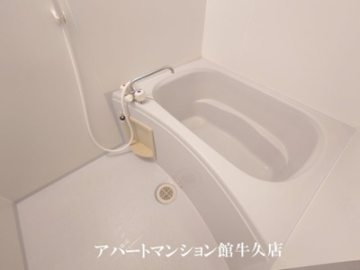 【浴室】 | レオパレスウォーターレイⅡ | 画像5
