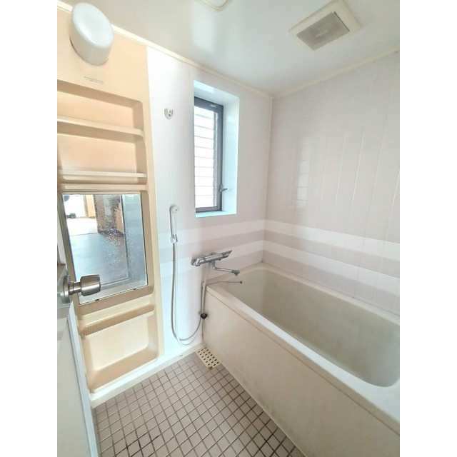 クレセントＫＡＺＵの浴室