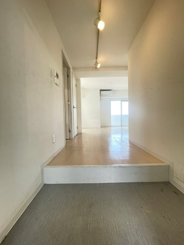 レシア六甲の玄関